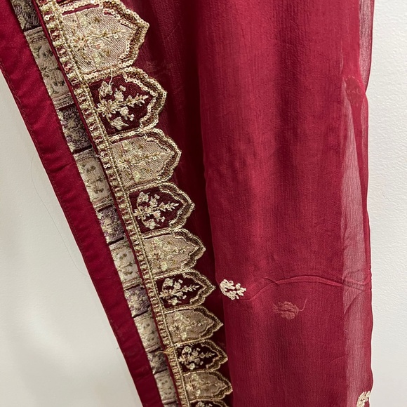 Desi clothes - Picture 4 of 5